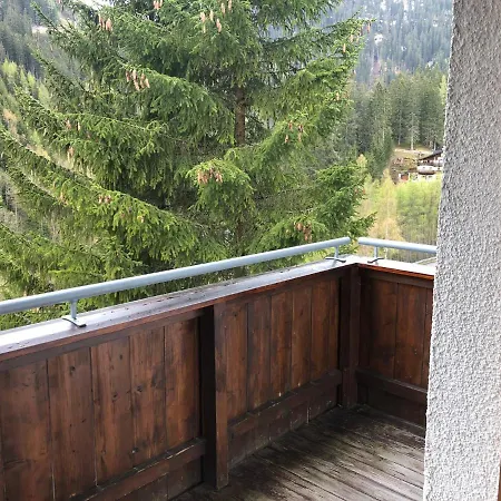 Elfie Hotel